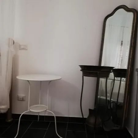 Style Di Elisabetta Notari 3*