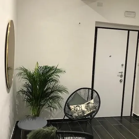 Style Di Elisabetta Notari Roma